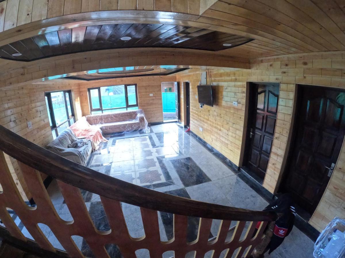 Hotel Seven Pahalgam Exterior photo