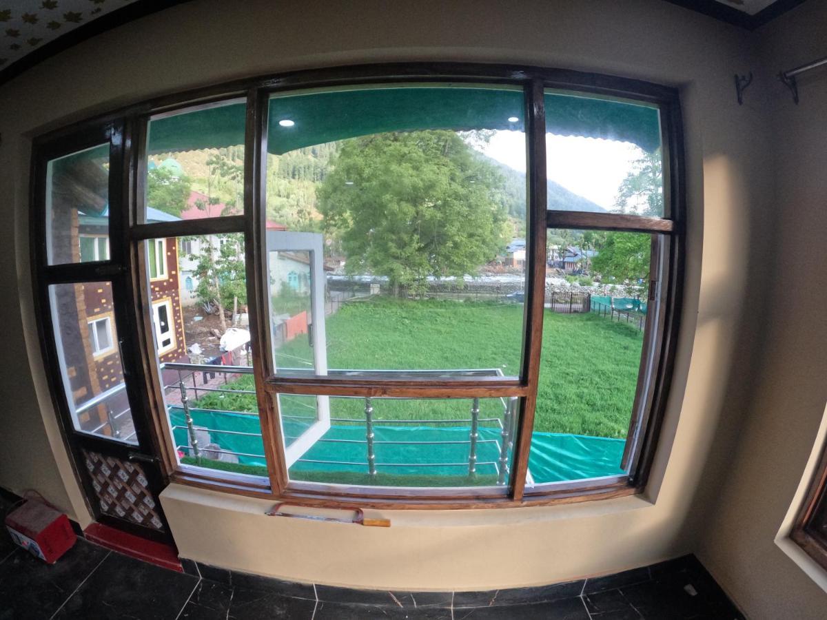 Hotel Seven Pahalgam Exterior photo